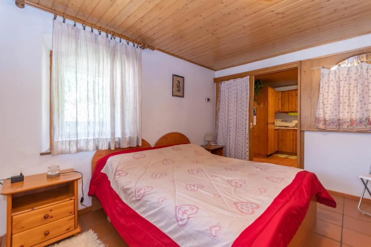 Casa Morel Falcade 0*,  Olaszország